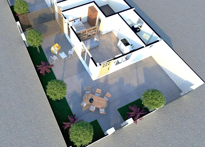 Minimalist Seaside With Private Patio And Parking - Blue Zone Homes *